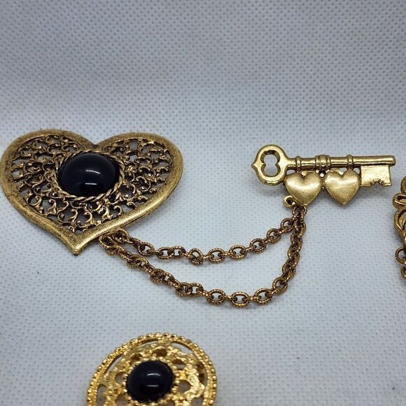 Set of 3 Vintage Gold & Black Brooches - Picture 3 of 11